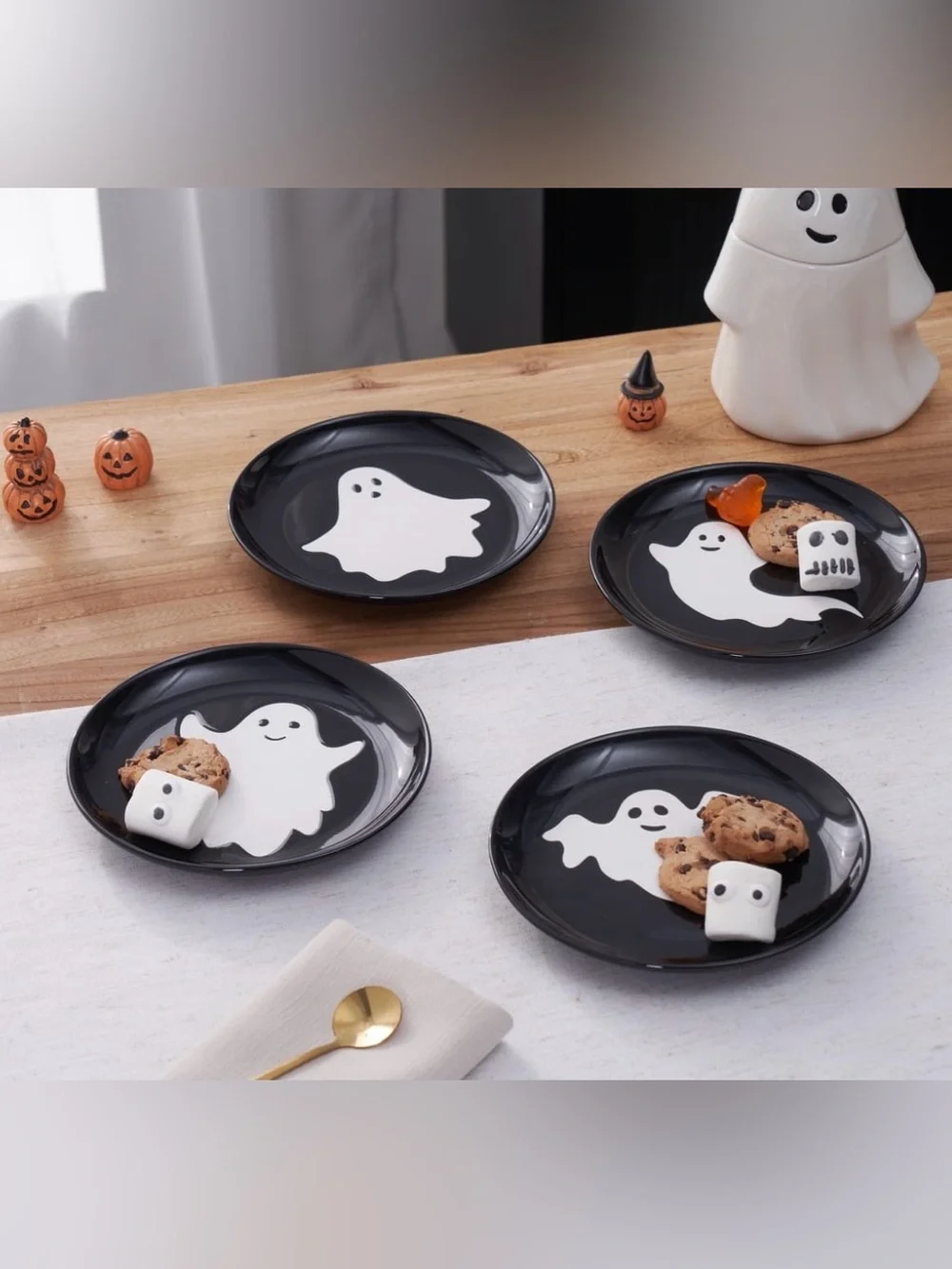 Halloween 4pk Ceramic Ghost Appetizer Plates